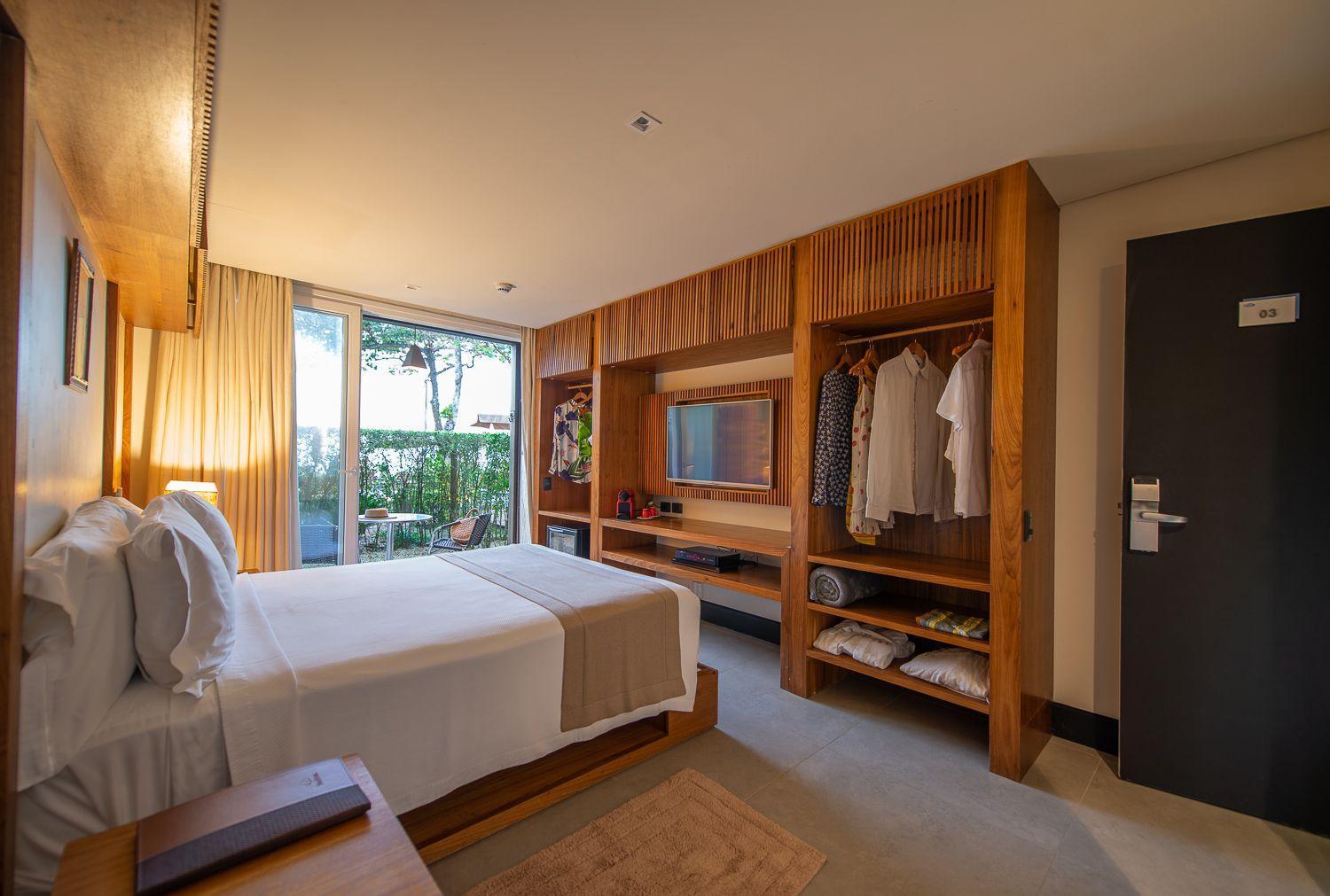 קמבורי Hotel Spa Nau Royal מראה חיצוני תמונה