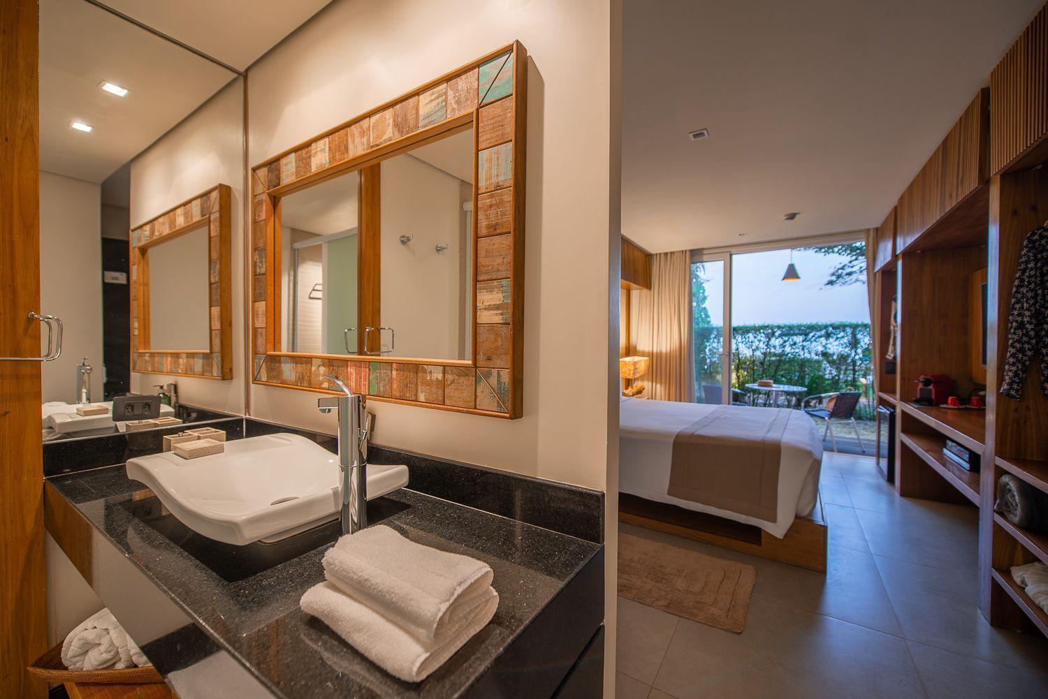 קמבורי Hotel Spa Nau Royal מראה חיצוני תמונה