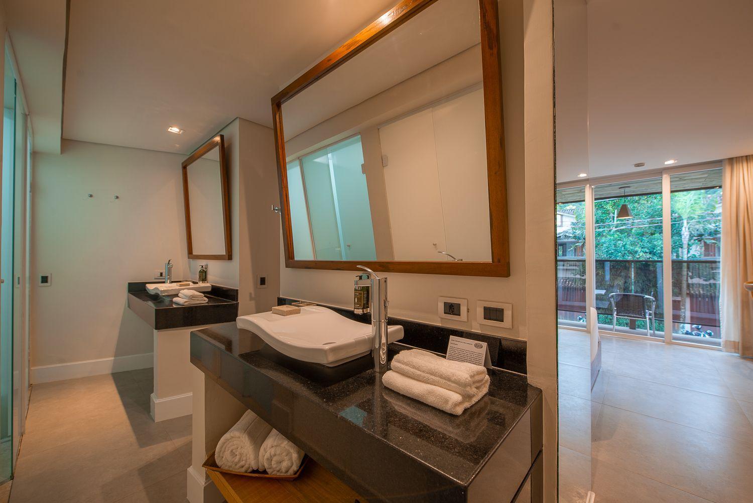 קמבורי Hotel Spa Nau Royal מראה חיצוני תמונה